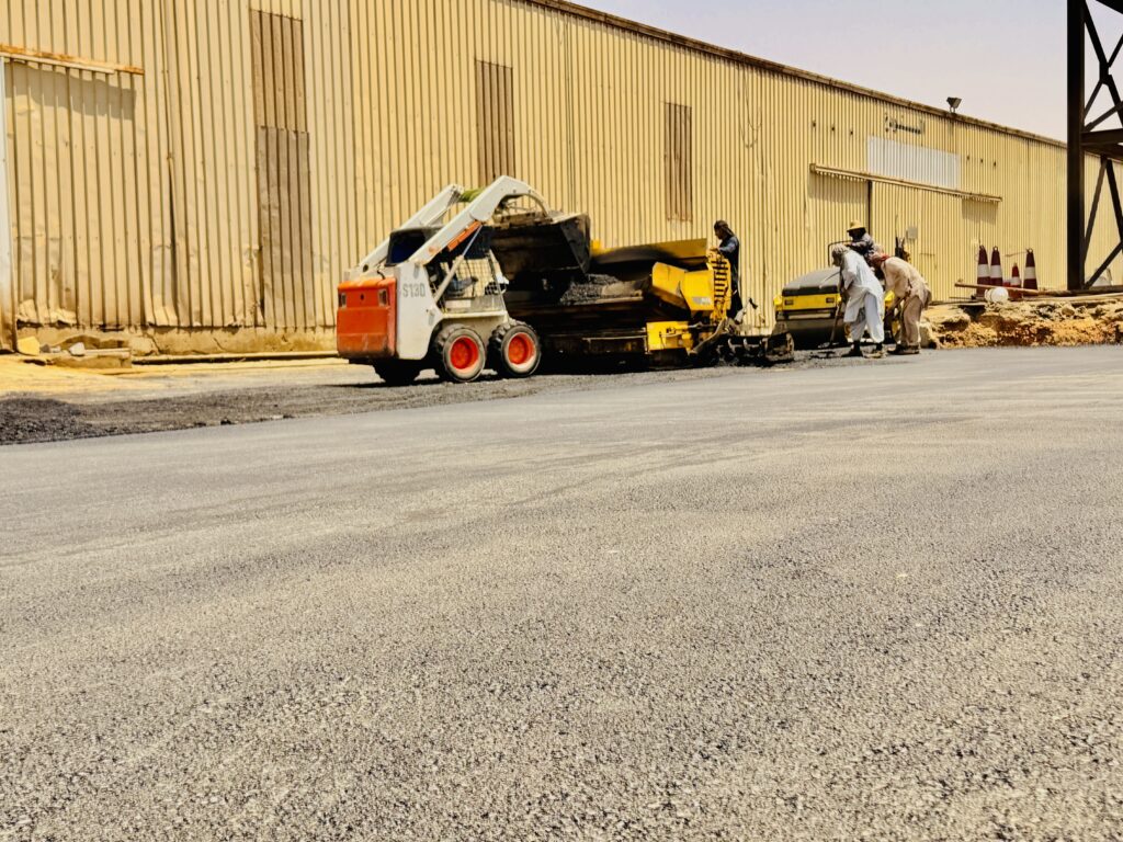 أعمال أسفلت بالرياض | مقاول أسفلت بالرياض 0502168179